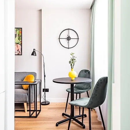 Apartment Frida Katowice Ligota Near Hospitals & Sum Exterior photo