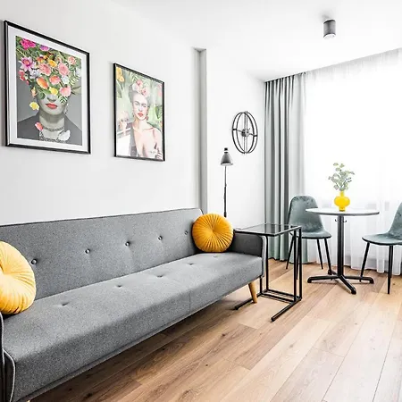 Apartment Frida Katowice Ligota Near Hospitals & Sum Exterior photo