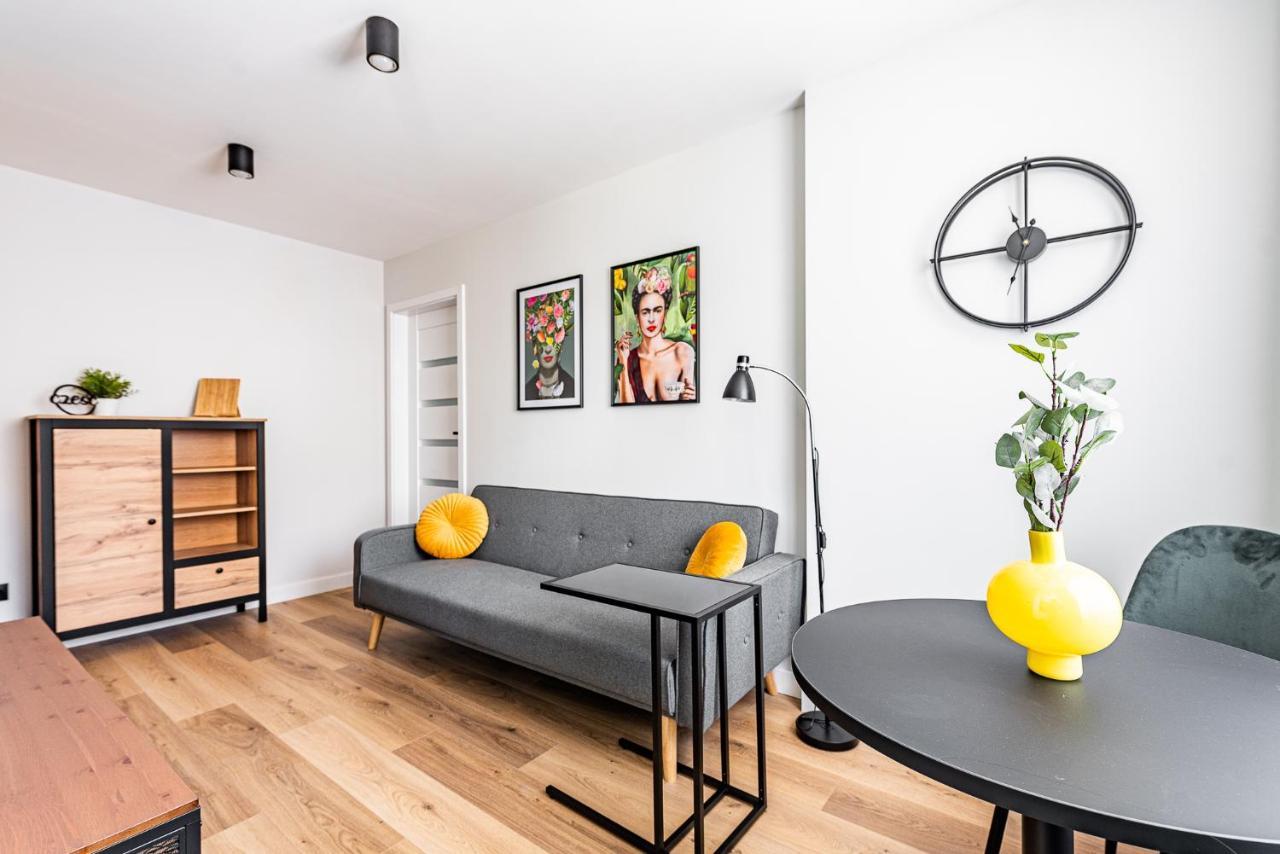 Frida Ligota Near Hospitals & Sum Katowice